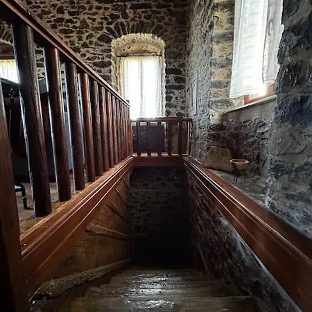 μαγεμένος πύργος στις θαλάμες