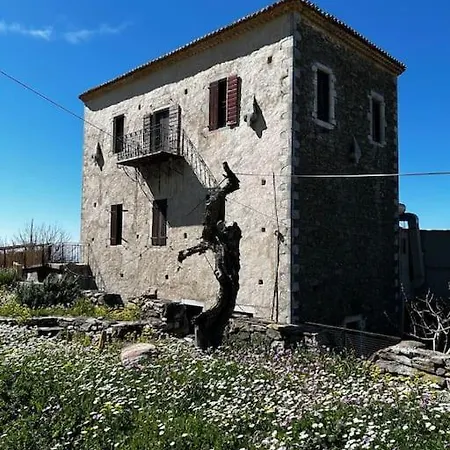 μαγεμένος πύργος στις θαλάμες